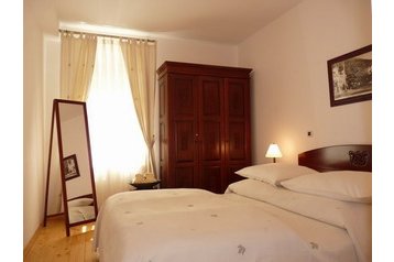 Chorvatsko Privát Mošćenička Draga, Exteriér